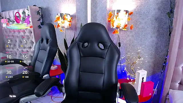 laila stilwiills online show from January 11, 3:00 am