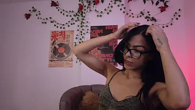 CoralieBronson online show from July 9, 12:35 am