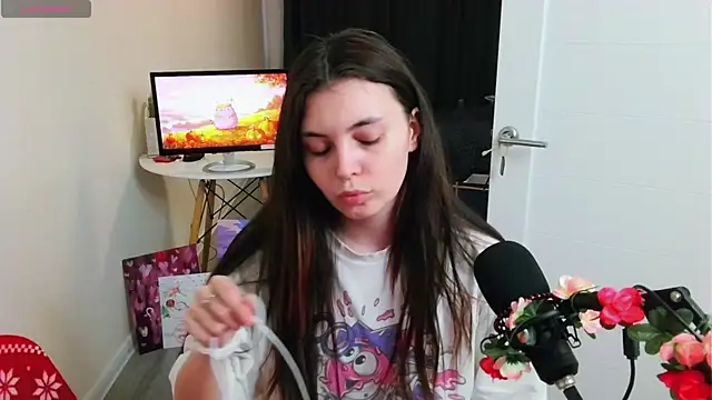 peachyness online show from June 21, 7:07 pm