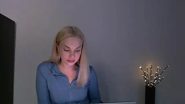 Lia noo regrets online show from July 25, 5:20 pm