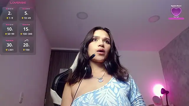 Roxxi 2110 online show from July 28, 1:47 am