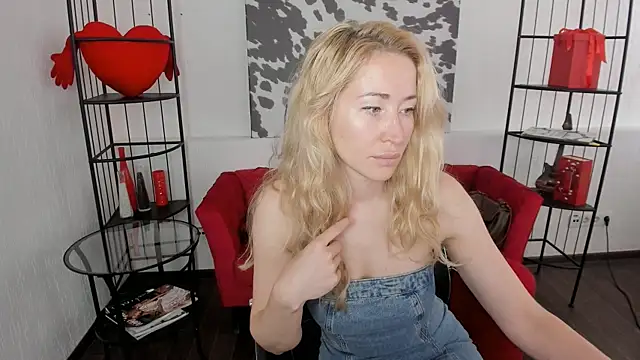 AstraMonroe online show from June 11, 7:27 am