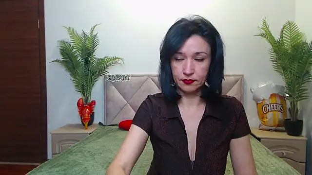 Snapshot of CameronEnns chatting on October 1, 12:32 pm CameronEnns online show from October 1, 12:32 pm