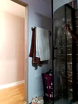 Flacidas online show from November 25, 3:25 pm