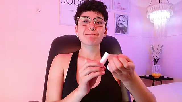 jeroharper online show from October 19, 12:12 am