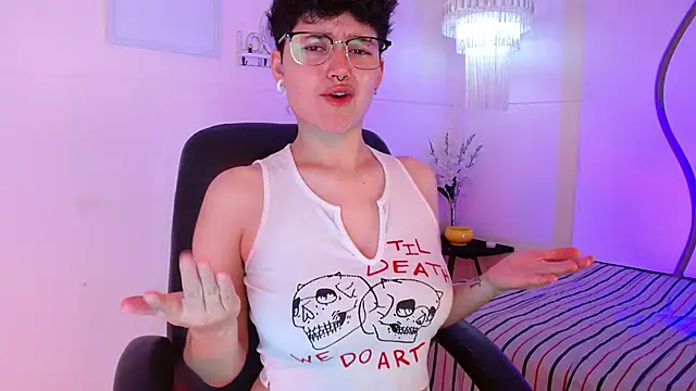 jeroharper online show from September 15, 2:47 pm