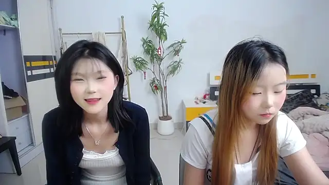 Babygirls523 online show from September 25, 11:09 am