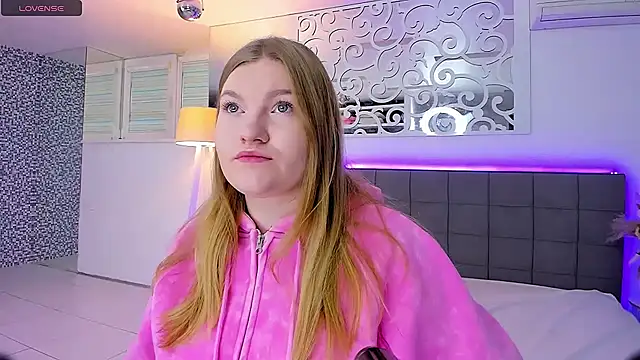 AshleyJoness online show from December 2, 6:04 am