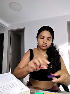 Snapshot of Eimy-04 chatting on September 12, 9:22 pm Eimy-04 online show from September 12, 9:22 pm