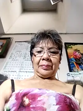 Snapshot of OliviaMorris1 chatting on October 5, 4:45 pm OliviaMorris1 online show from October 5, 4:45 pm