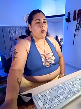 AndreaKinky online show from October 21, 8:29 am