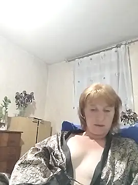 Flower2931 online show from June 5, 7:31 pm