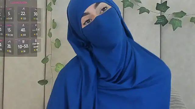 Snapshot of _Zahiira_ chatting on October 7, 12:20 pm Zahiira online show from October 7, 12:20 pm