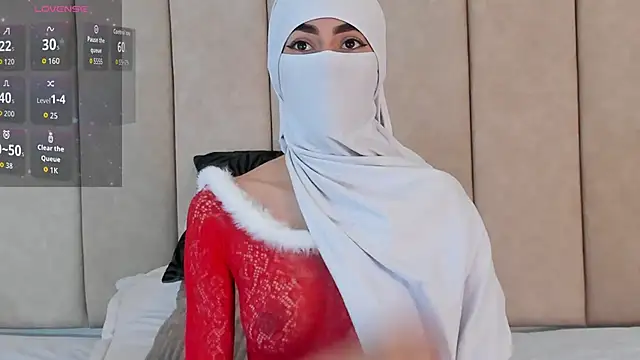  Zahiira  online show from December 1, 11:58 am