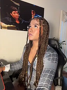 cam11 07 online show from April 5, 8:30 pm