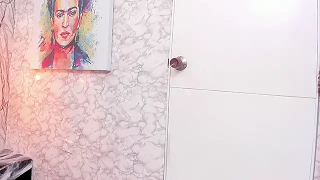 SASHA BROWNIE   online show from October 21, 8:13 pm