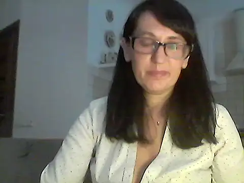 Elena48324 online show from June 16, 4:52 pm