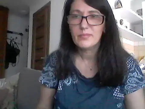 Elena48324 online show from June 21, 10:08 am