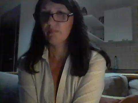 Snapshot of Elena48324 chatting on September 17, 6:06 pm Elena48324 online show from September 17, 6:06 pm