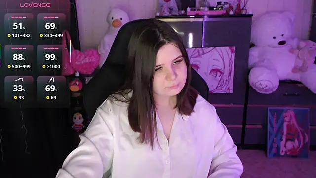 AmyVibess online show from March 7, 6:04 pm