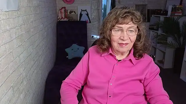 Betty Brick online show from May 30, 4:59 pm