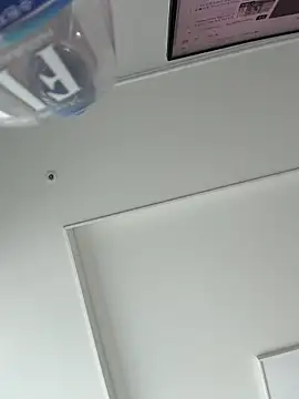 winter11 online show from March 29, 8:02 am