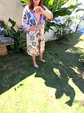 iamxamira online show from September 10, 2:28 pm