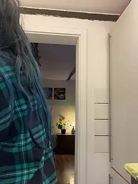 Seductively4 20 online show from February 4, 5:05 pm