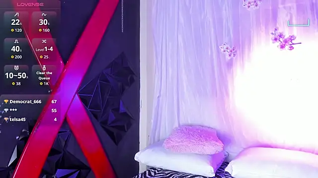 ivonne diaz1 online show from April 8, 8:11 pm