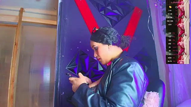 ivonne diaz1 online show from February 3, 8:23 pm