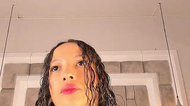 JuliettaBleer online show from December 20, 12:42 pm