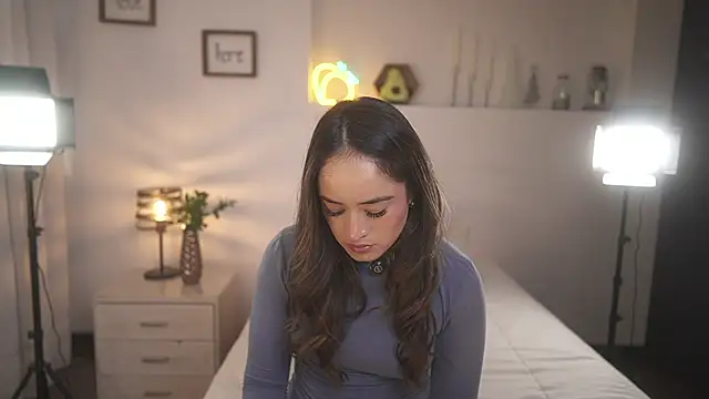 Snapshot of ximena_cortez_03 chatting on September 9, 10:20 pm ximena cortez 03 online show from September 9, 10:20 pm