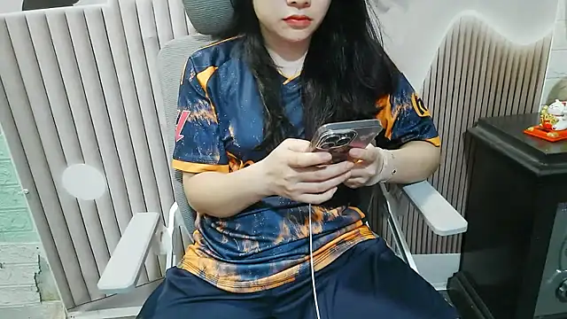 Emachiii online show from September 15, 12:46 pm