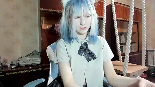 kioshi kiss online show from December 3, 7:05 pm