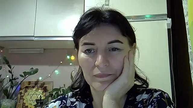 Snapshot of Krystal_82 chatting on September 27, 5:31 pm Krystal 82 online show from September 27, 5:31 pm