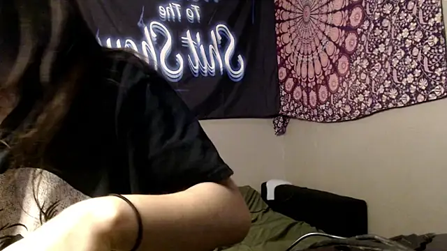 London Ray online show from June 4, 9:52 pm