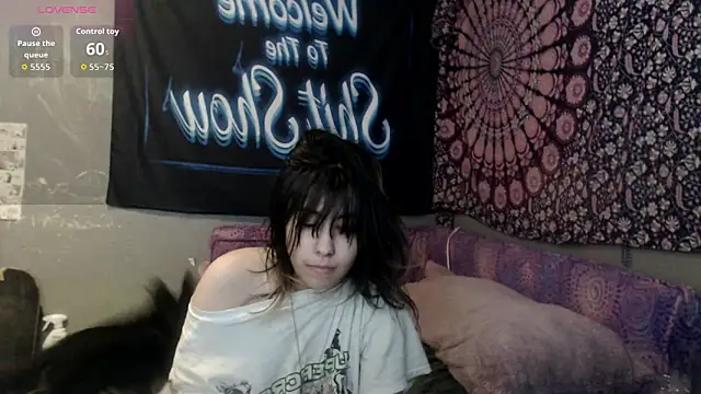 Snapshot of London_Ray chatting on October 2, 5:45 am London Ray online show from October 2, 5:45 am