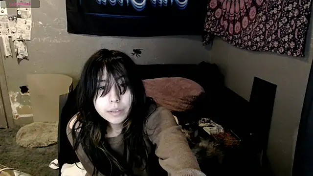 Snapshot of London_Ray chatting on October 17, 7:00 am London Ray online show from October 17, 7:00 am