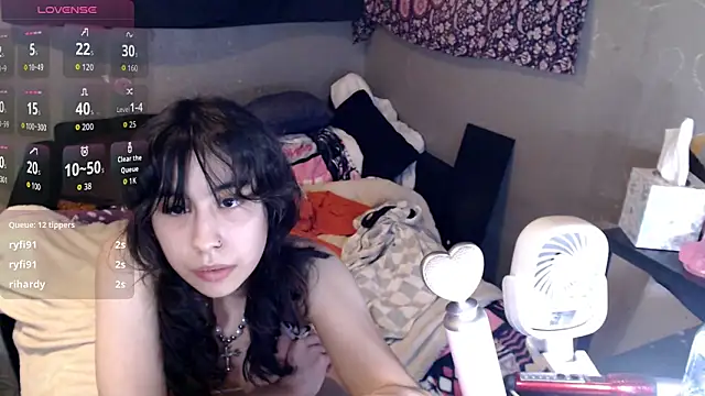 London Ray online show from February 5, 9:01 am