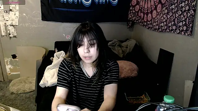 Snapshot of London_Ray chatting on October 15, 8:50 am London Ray online show from October 15, 8:50 am