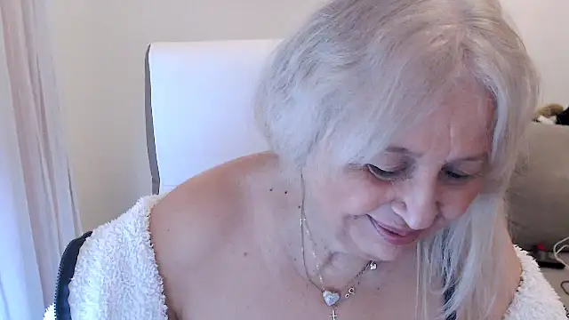 SusiLifeXXX online show from January 7, 11:30 pm