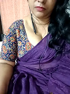 Snapshot of Swetyhoney chatting on September 18, 5:55 pm Swetyhoney online show from September 18, 5:55 pm