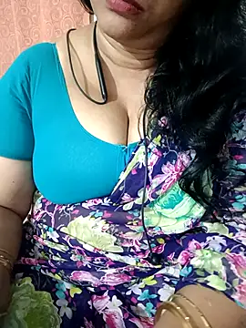 Snapshot of Swetyhoney chatting on October 6, 8:02 pm Swetyhoney online show from October 6, 8:02 pm