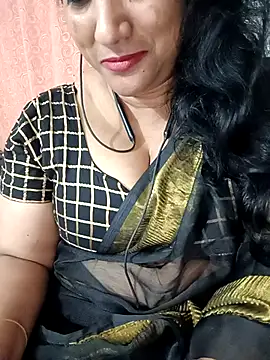 Snapshot of Swetyhoney chatting on October 4, 7:51 pm Swetyhoney online show from October 4, 7:51 pm