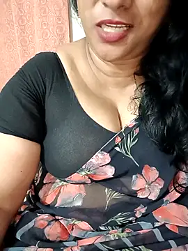 Snapshot of Swetyhoney chatting on September 25, 4:50 pm Swetyhoney online show from September 25, 4:50 pm