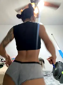 Nia Desire online show from October 8, 7:13 am