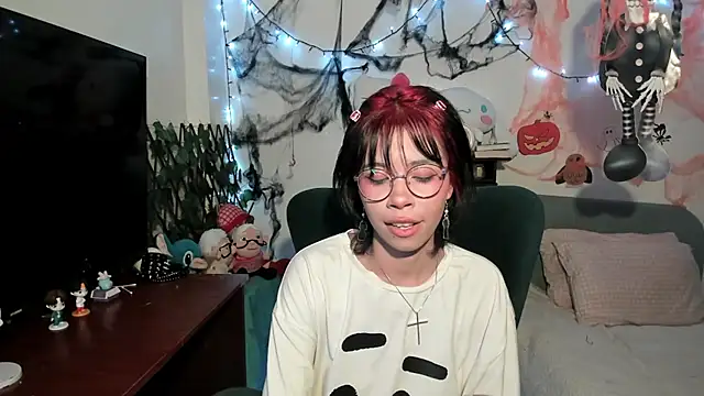 dolliette24 online show from October 30, 11:50 pm