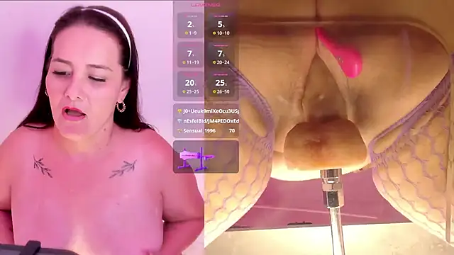 Snapshot of ErikaMontiel__ chatting on September 14, 10:07 pm ErikaMontiel online show from September 14, 10:07 pm