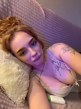Hannah xBaby online show from July 5, 12:55 pm