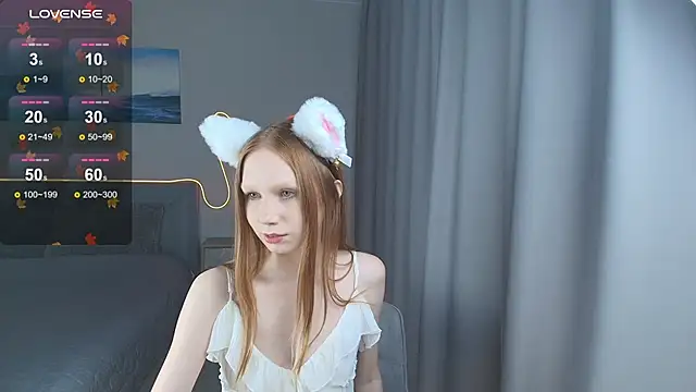 Snapshot of FoxyMira chatting on October 2, 1:05 pm FoxyMira online show from October 2, 1:05 pm